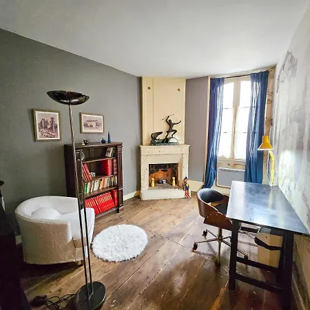 Maison 8 Pers En Plein Coeur D'angouleme Ferienhaus Angoulême