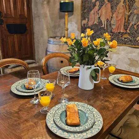 Maison 8 Pers En Plein Coeur D'angouleme Holiday home Angouleme