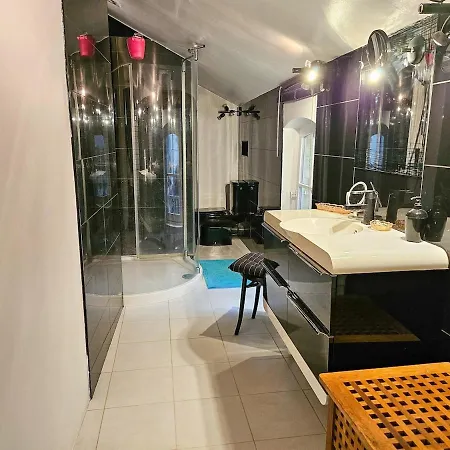 Maison 8 Pers En Plein Coeur D'angouleme Ferienhaus